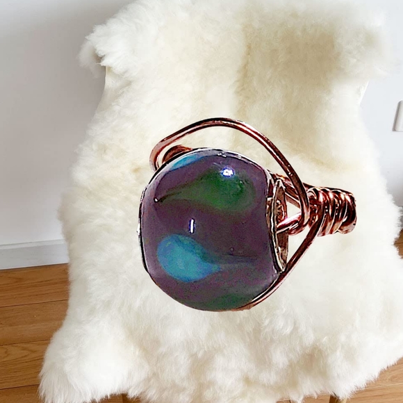 Jewelry - 👣4/$20. Hand Wired Ring w/ Murano Glass Bead. Size 5